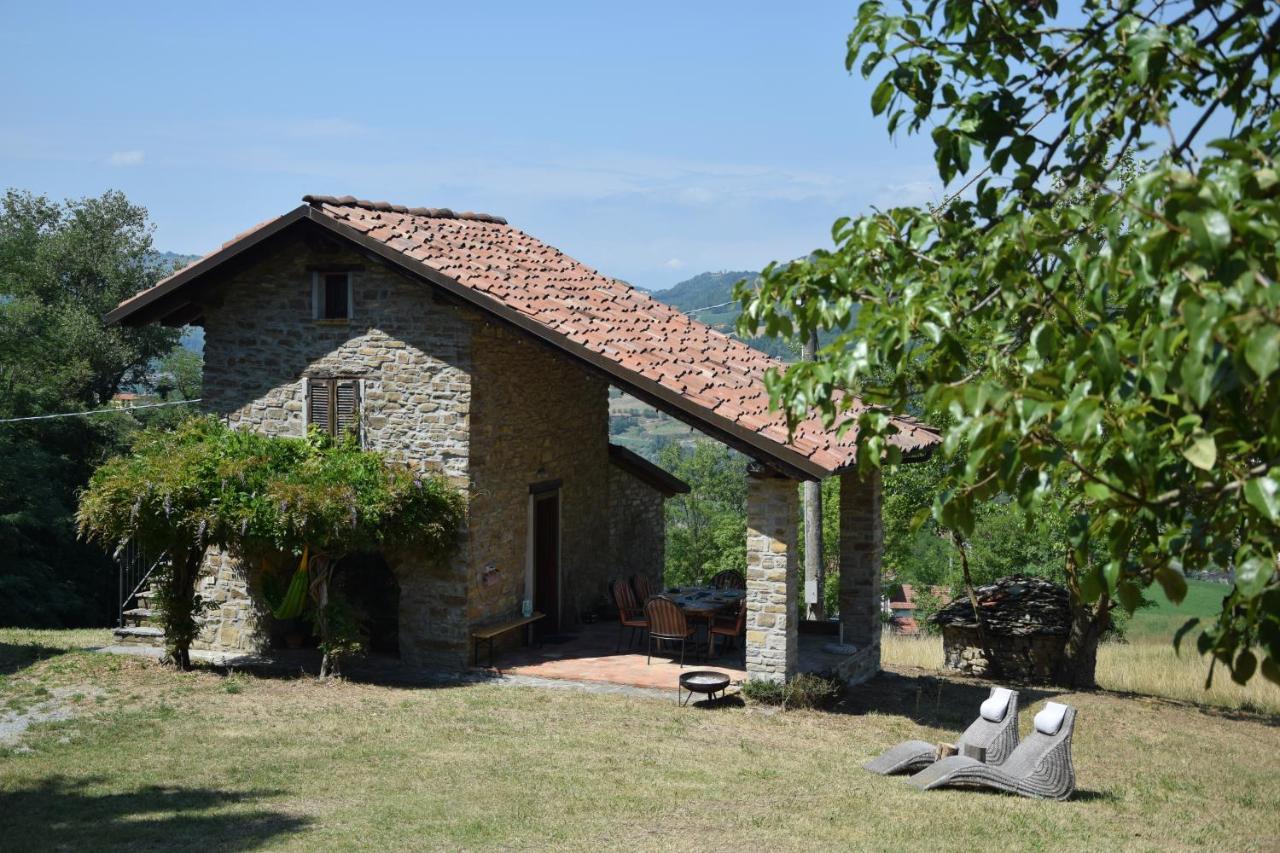 Vakantiehuis Casa Dolce Vista Monastero Bormida ภายนอก รูปภาพ